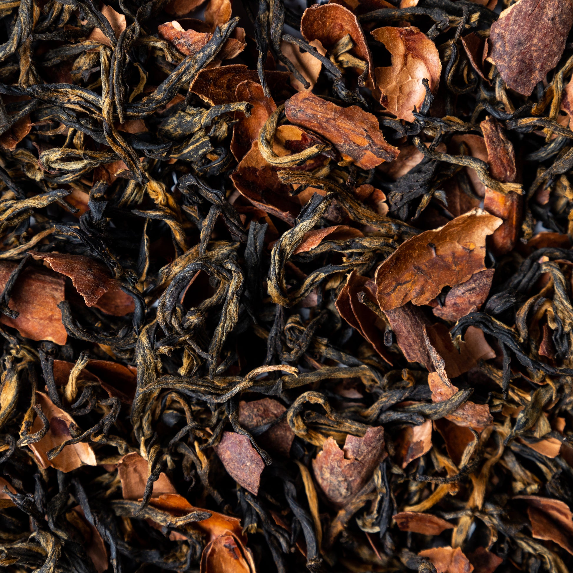 Loose leaf Black Chocolate tea blend – Yunnan Breakfast black tea with cocoa shells